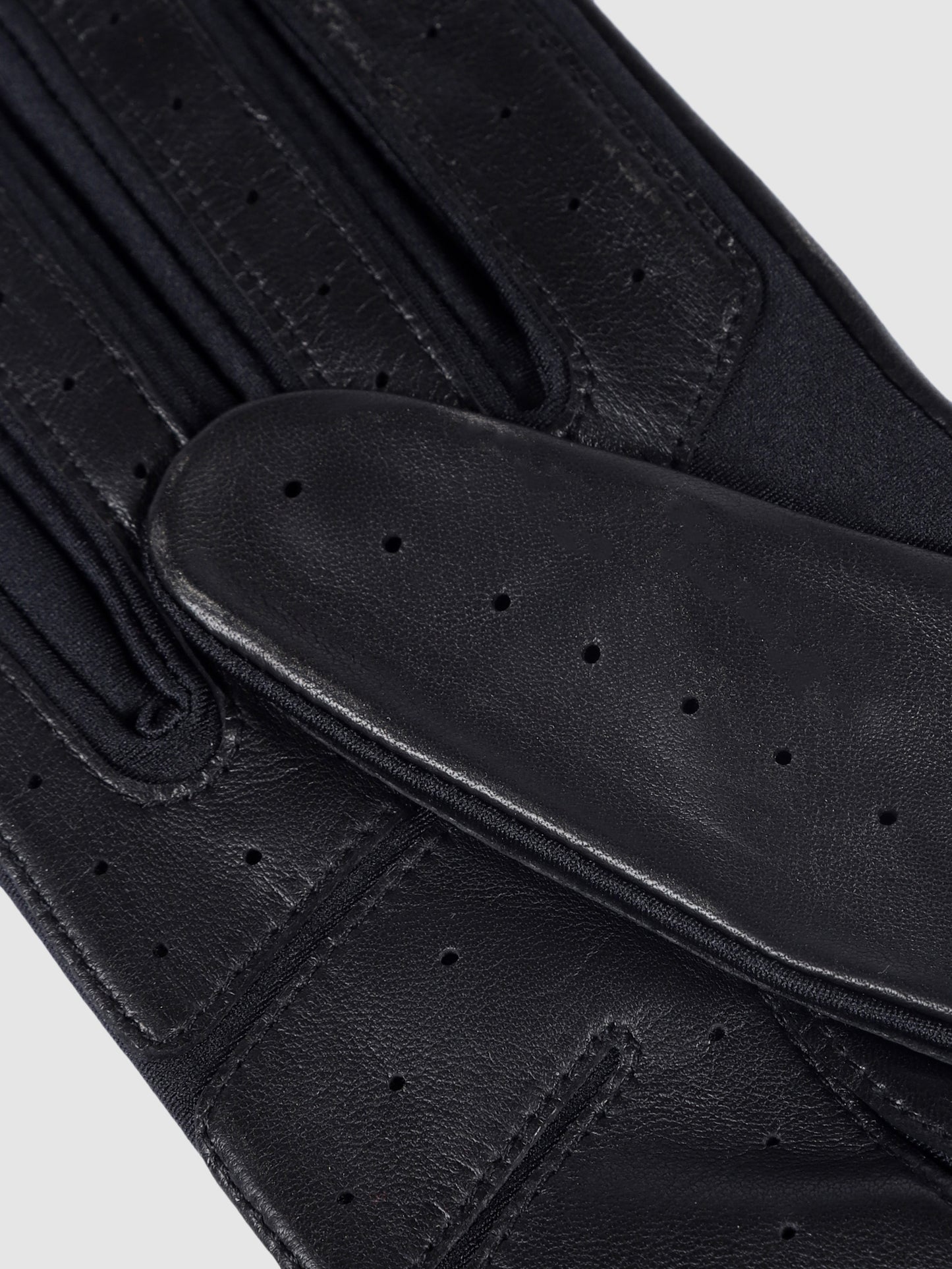 IN.HIDE Classic Rider Gloves - Black