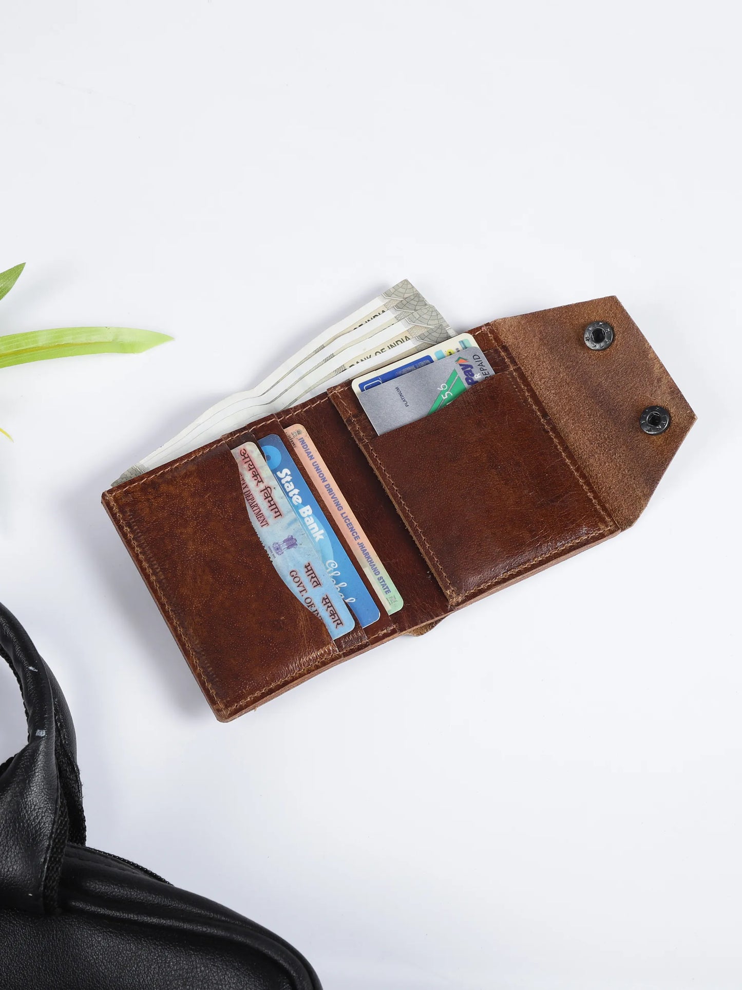 INHIDE Rustic Handcrafted Leather Brown Wallet