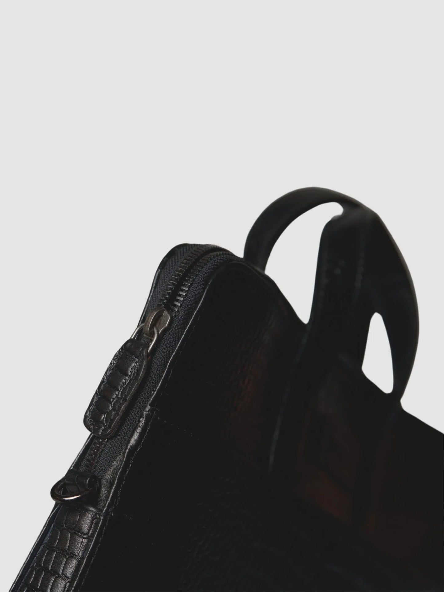 INHIDE Executive Croco Leather Laptop Bag