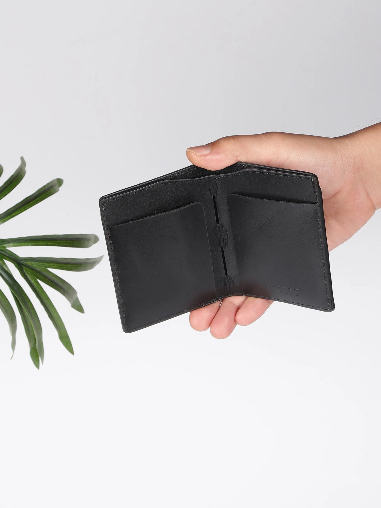 INHIDE Classic Black Wallet