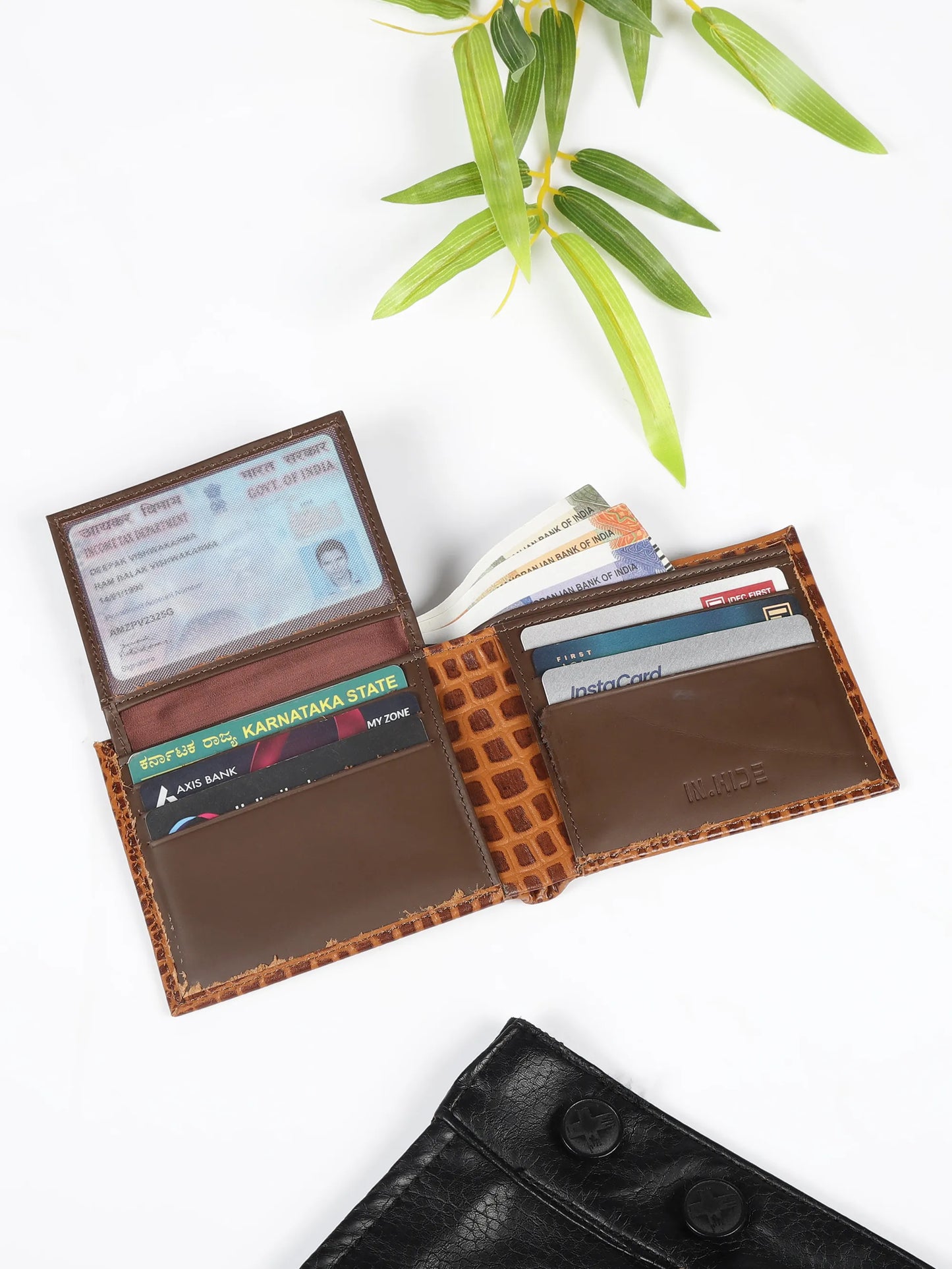 IN.HIDE Classic Croco Dual Tone Light & Dark Brown Real Leather Bi-Fold Wallet with 10 Card Holders for Men